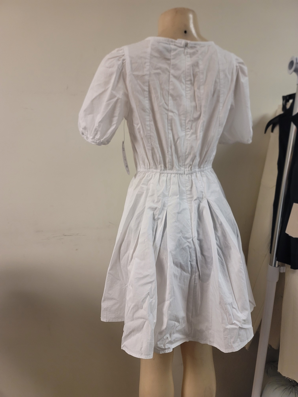 White Puff Sleeve Button-Front Dress - Picture 5 of 7